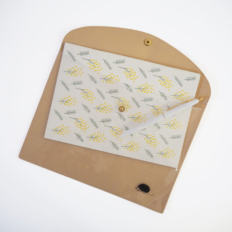 マトカ matoka エルコミューン ブレイクタイム　フラットケース　ハリネズミ hedgehog