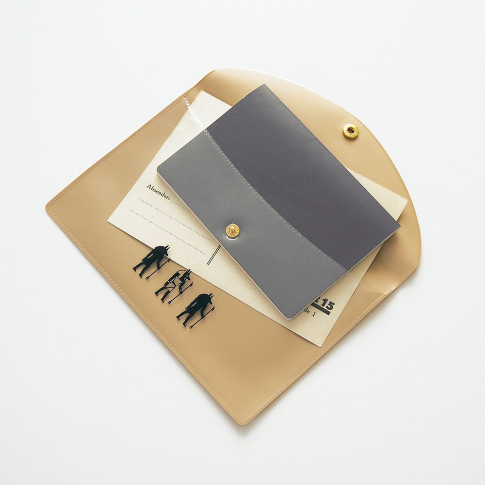 【エレガンスと機能美の融合】HERMES Box スマートフォンケース HERMES （新品・未使用品）エルメス エルメスウェイ 携帯 スマホ